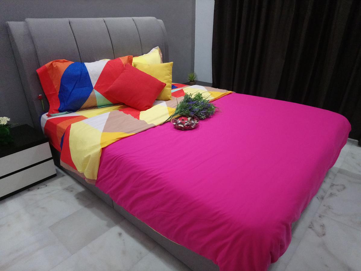 Jb Homestay Bukit Indah Wifi Ciq Mall Legoland Free Parking Johor Bahru Kültér fotó